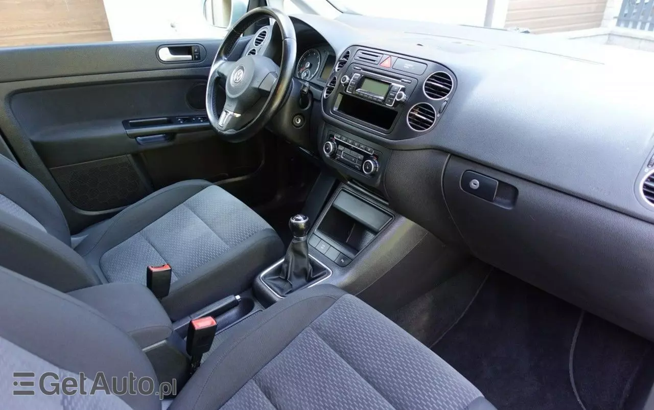 VOLKSWAGEN Golf Plus 