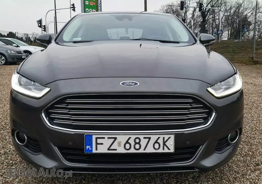 FORD Mondeo 2.0 TDCi Bi-Turbo Titanium PowerShift