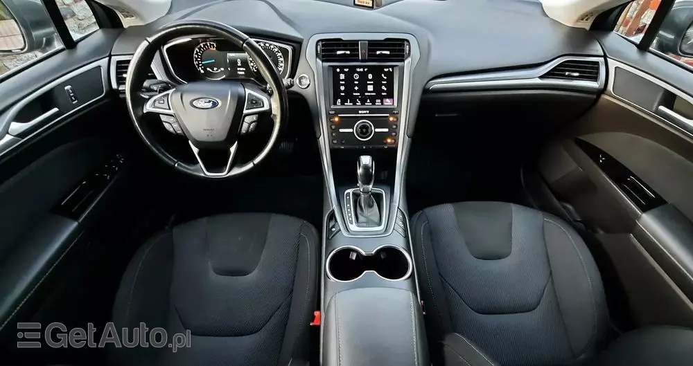 FORD Mondeo 2.0 TDCi Bi-Turbo Titanium PowerShift