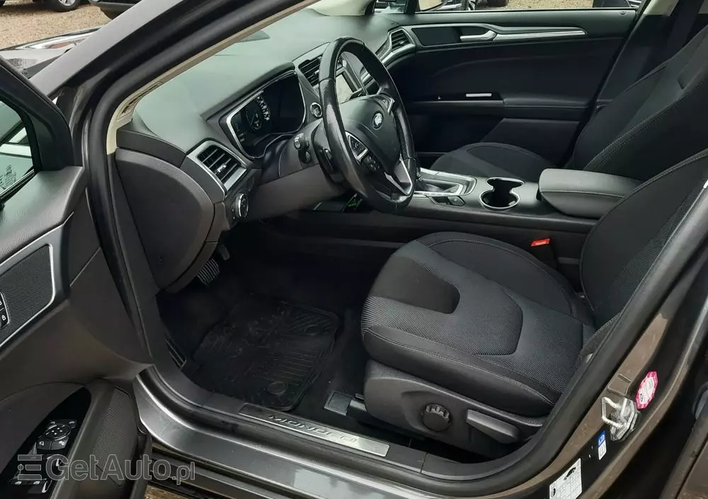 FORD Mondeo 2.0 TDCi Bi-Turbo Titanium PowerShift