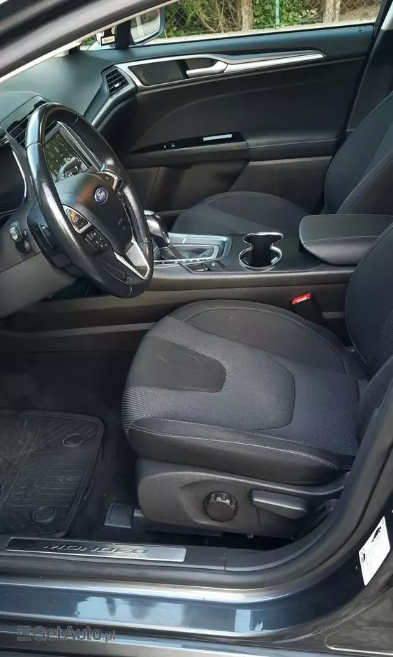 FORD Mondeo 2.0 TDCi Bi-Turbo Titanium PowerShift