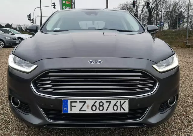 FORD Mondeo 2.0 TDCi Bi-Turbo Titanium PowerShift