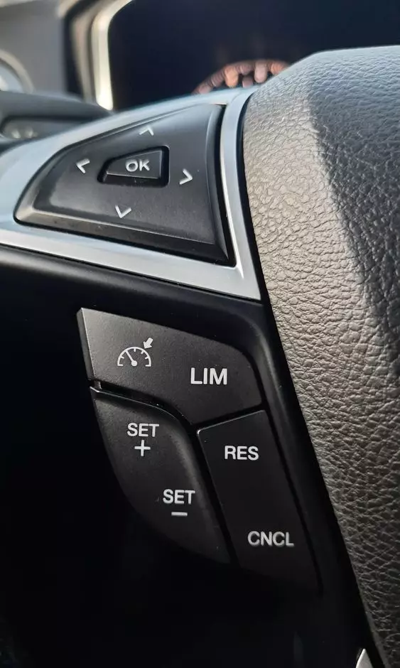 FORD Mondeo 2.0 TDCi Bi-Turbo Titanium PowerShift