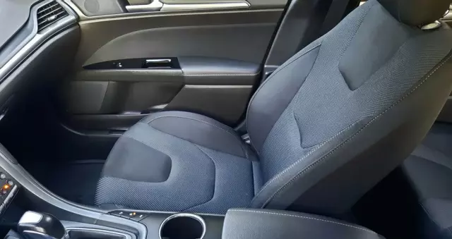 FORD Mondeo 2.0 TDCi Bi-Turbo Titanium PowerShift