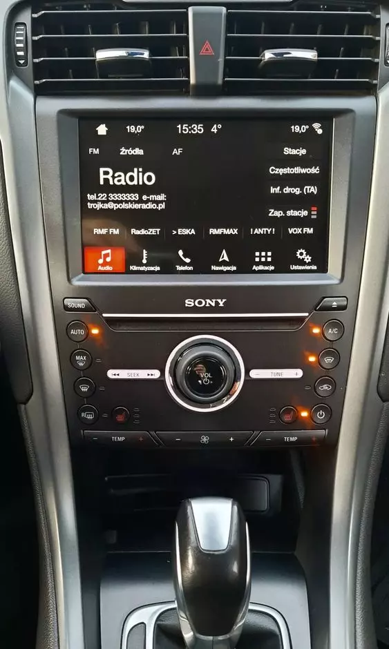 FORD Mondeo 2.0 TDCi Bi-Turbo Titanium PowerShift