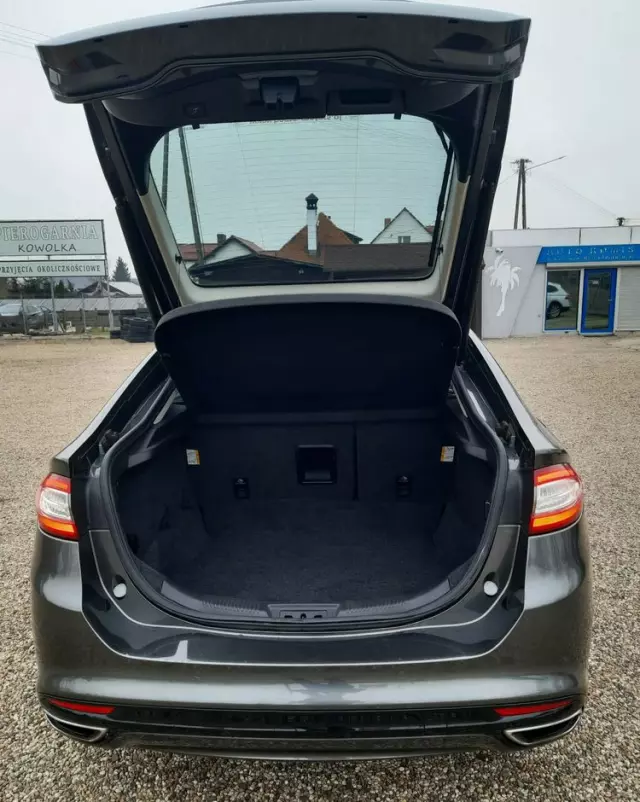 FORD Mondeo 2.0 TDCi Bi-Turbo Titanium PowerShift