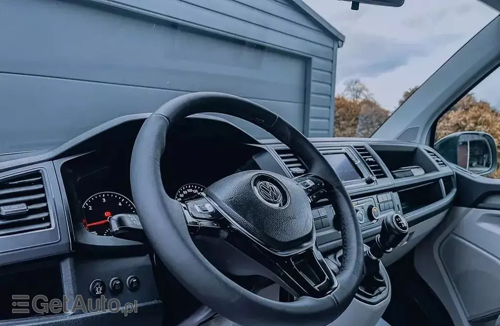 VOLKSWAGEN TRANSPORTER 