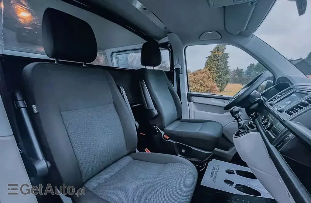 VOLKSWAGEN TRANSPORTER 