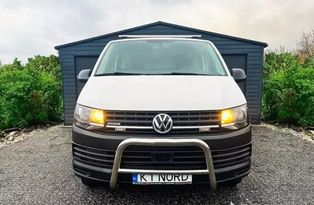 VOLKSWAGEN TRANSPORTER 