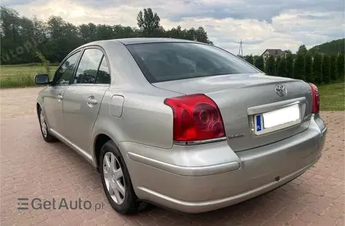 TOYOTA Avensis 