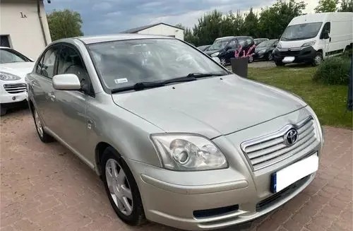 TOYOTA Avensis 