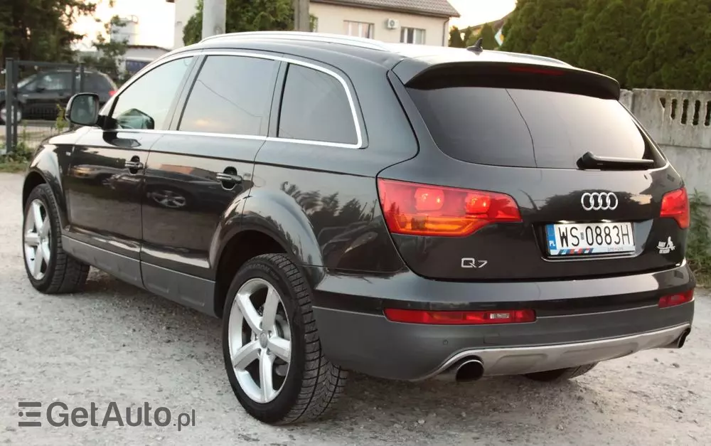 AUDI Q7 3.0 TDI Quattro Tiptronic