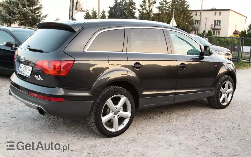 AUDI Q7 3.0 TDI Quattro Tiptronic