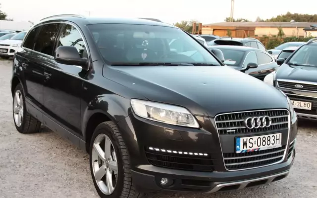 AUDI Q7 3.0 TDI Quattro Tiptronic