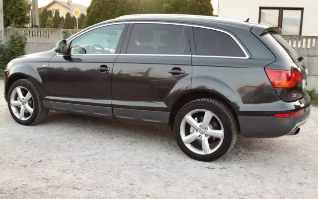 AUDI Q7 3.0 TDI Quattro Tiptronic