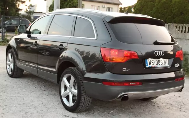 AUDI Q7 3.0 TDI Quattro Tiptronic