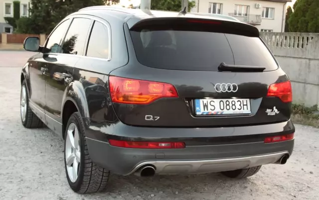 AUDI Q7 3.0 TDI Quattro Tiptronic