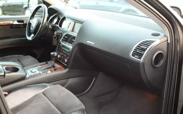 AUDI Q7 3.0 TDI Quattro Tiptronic