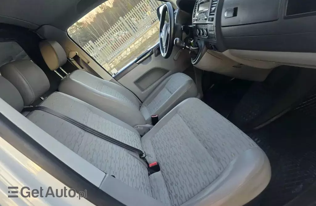 VOLKSWAGEN TRANSPORTER 