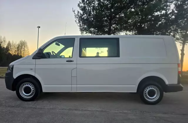VOLKSWAGEN TRANSPORTER 
