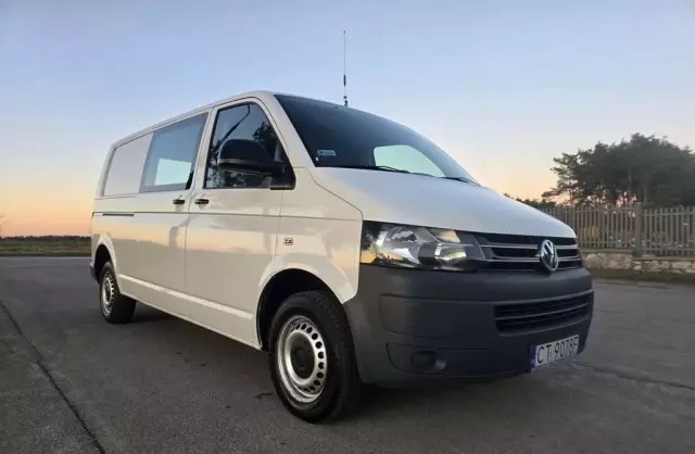 VOLKSWAGEN TRANSPORTER 