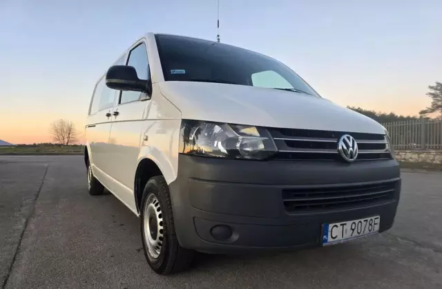 VOLKSWAGEN TRANSPORTER 