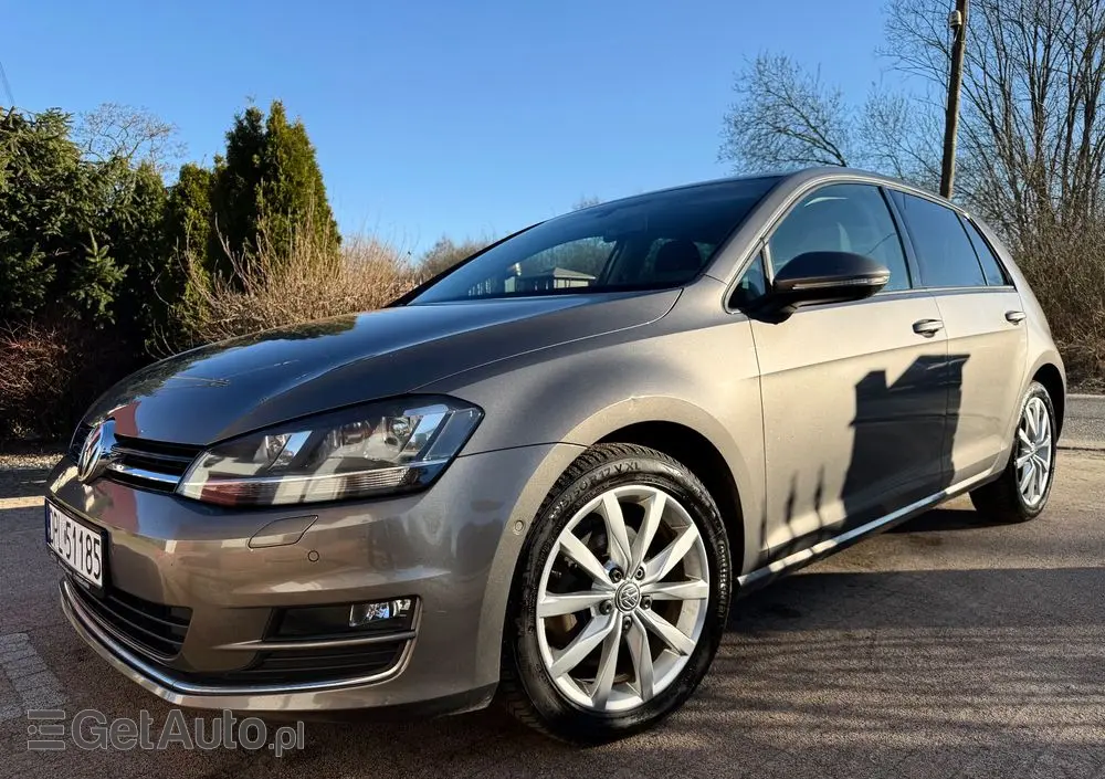 VOLKSWAGEN Golf 1.4 TSI BMT Highline