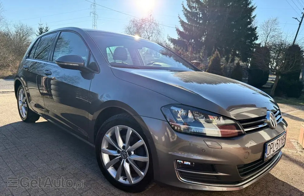 VOLKSWAGEN Golf 1.4 TSI BMT Highline