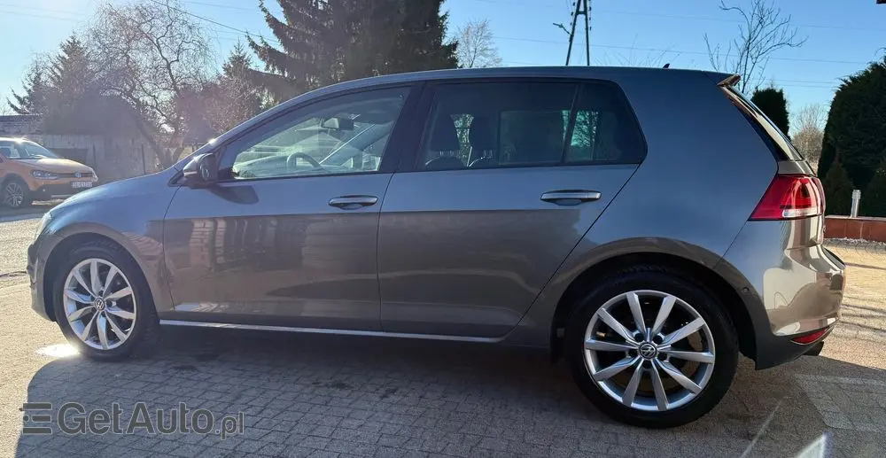 VOLKSWAGEN Golf 1.4 TSI BMT Highline