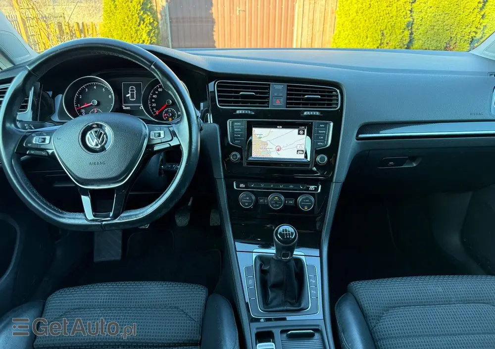 VOLKSWAGEN Golf 1.4 TSI BMT Highline