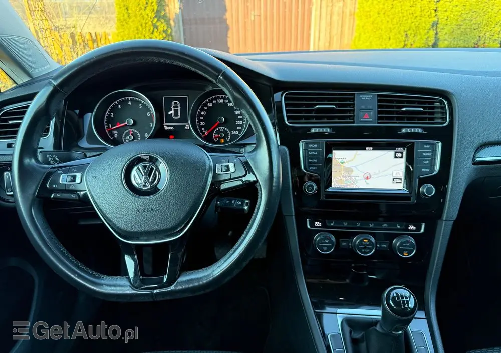 VOLKSWAGEN Golf 1.4 TSI BMT Highline