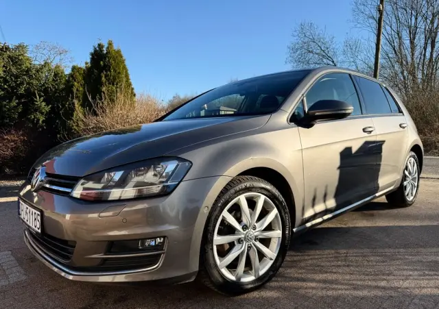 VOLKSWAGEN Golf 1.4 TSI BMT Highline
