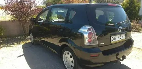 TOYOTA Corolla Verso 