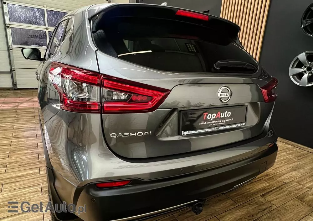 NISSAN Qashqai 1.3 DIG-T N-Connecta