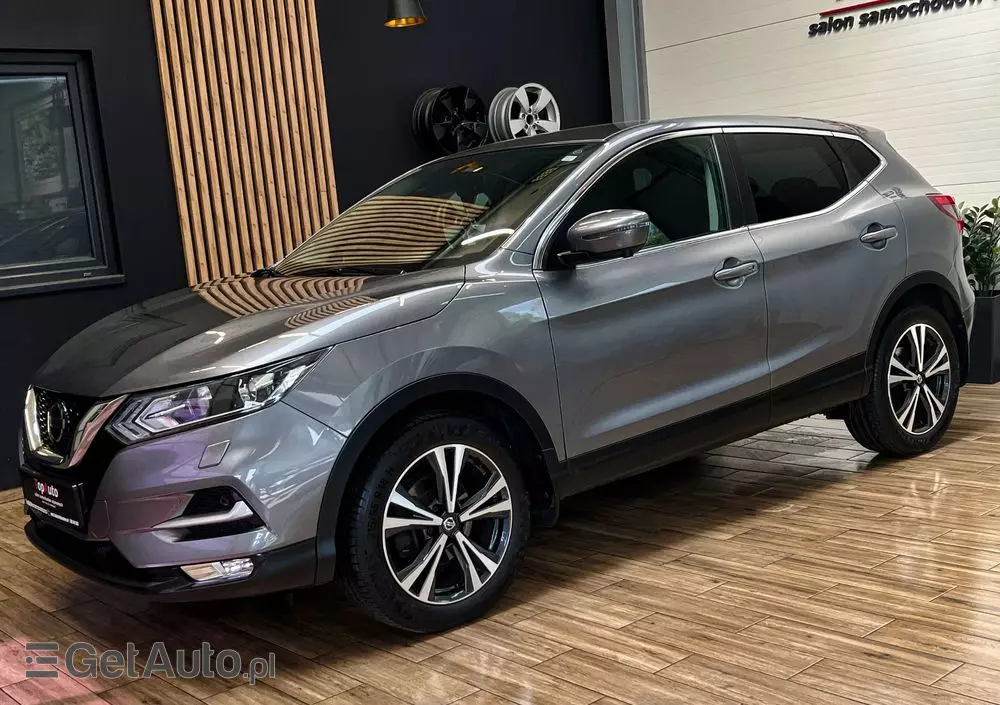 NISSAN Qashqai 1.3 DIG-T N-Connecta