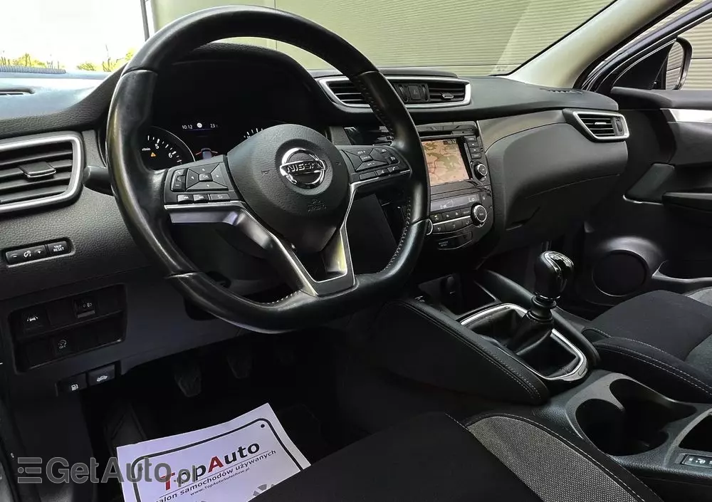 NISSAN Qashqai 1.3 DIG-T N-Connecta