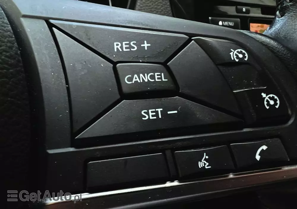 NISSAN Qashqai 1.3 DIG-T N-Connecta