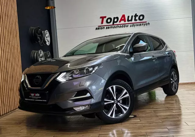 NISSAN Qashqai 1.3 DIG-T N-Connecta