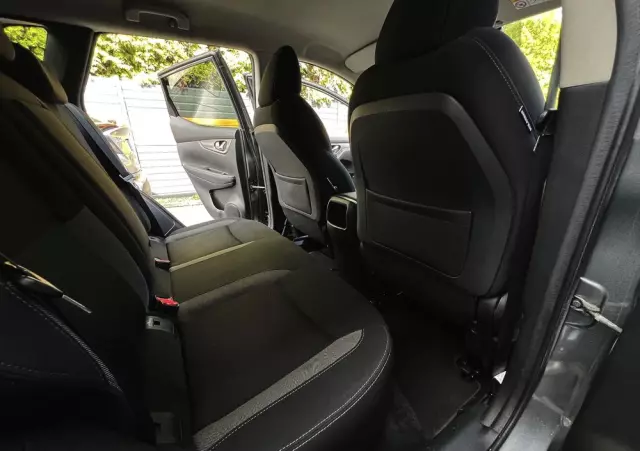 NISSAN Qashqai 1.3 DIG-T N-Connecta