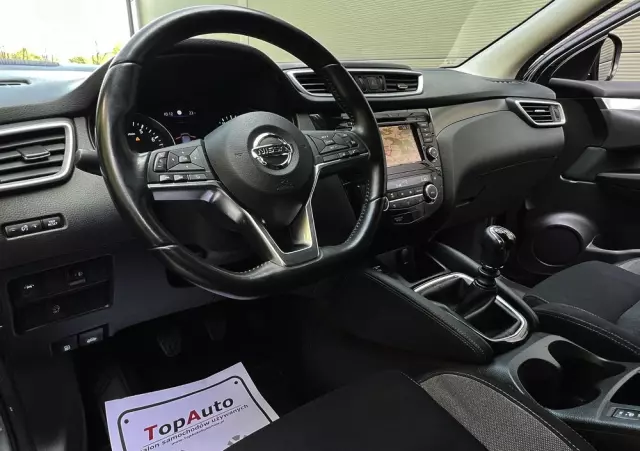 NISSAN Qashqai 1.3 DIG-T N-Connecta
