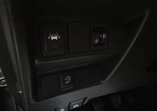 NISSAN Qashqai 1.3 DIG-T N-Connecta