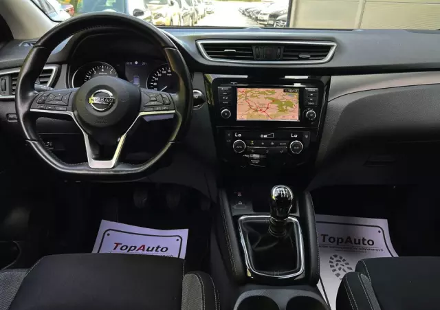 NISSAN Qashqai 1.3 DIG-T N-Connecta