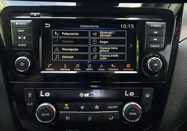 NISSAN Qashqai 1.3 DIG-T N-Connecta