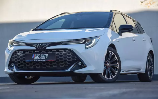 TOYOTA Corolla 1.8 Hybrid Touring Sports GR Sport