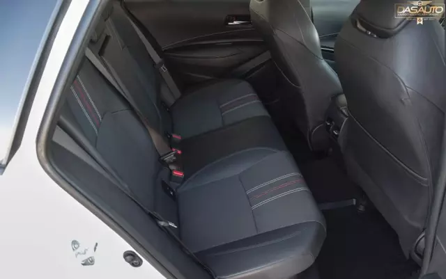 TOYOTA Corolla 1.8 Hybrid Touring Sports GR Sport