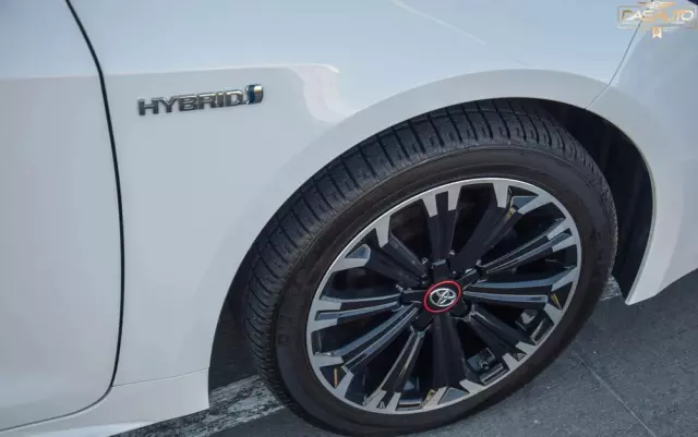TOYOTA Corolla 1.8 Hybrid Touring Sports GR Sport