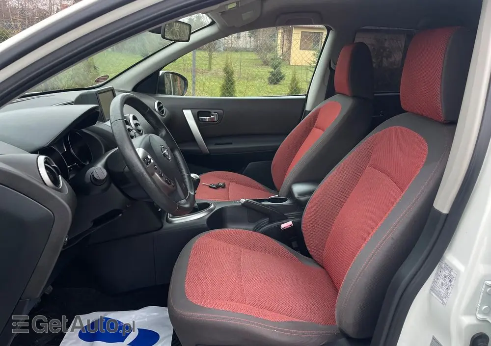 NISSAN Qashqai 2.0 acenta