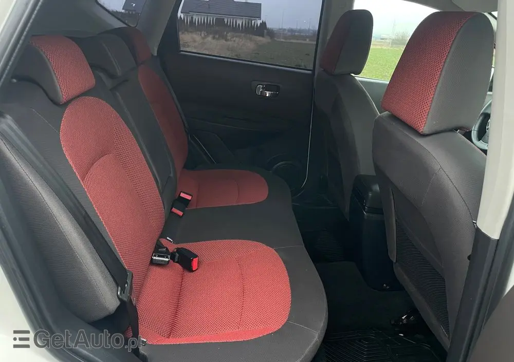 NISSAN Qashqai 2.0 acenta