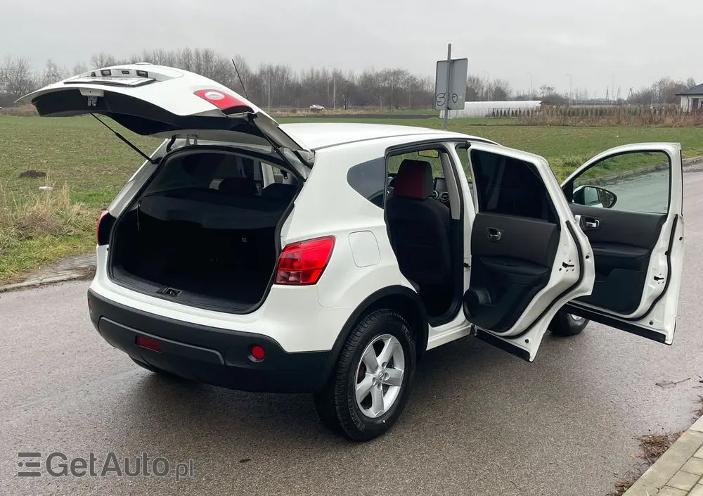 NISSAN Qashqai 2.0 acenta