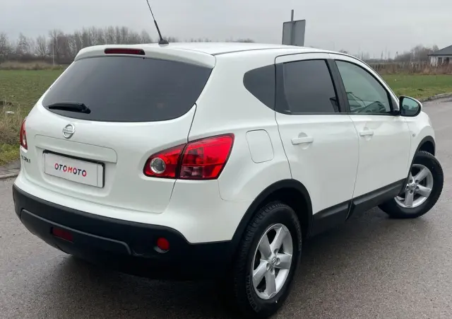 NISSAN Qashqai 2.0 acenta